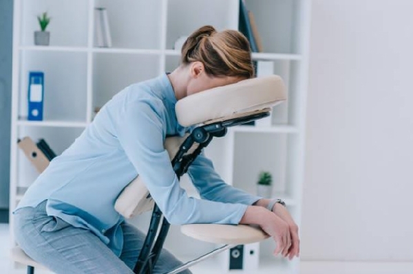 Chaise ergonomique pour le massage Amma assis